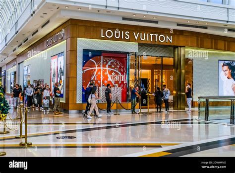 louis vuitton chadstone shopping centre|louis vuitton melbourne chadstone.